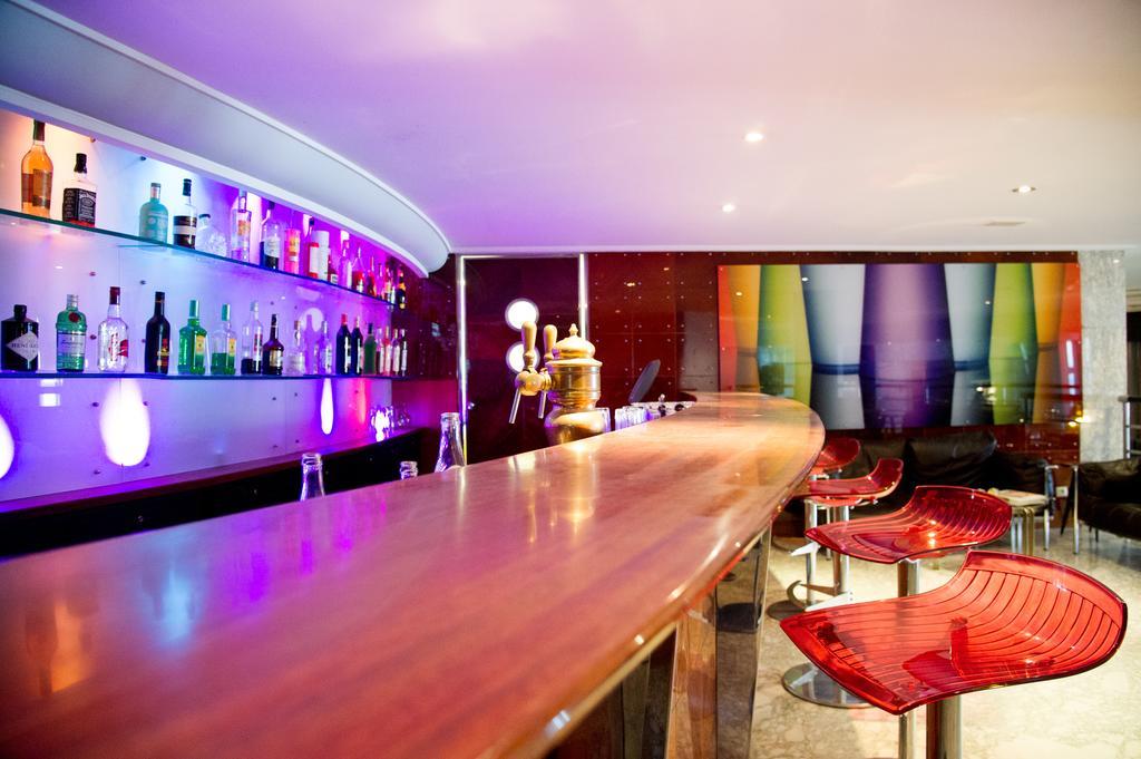 Garden Beach Hotel 주앙레핑 외부 사진