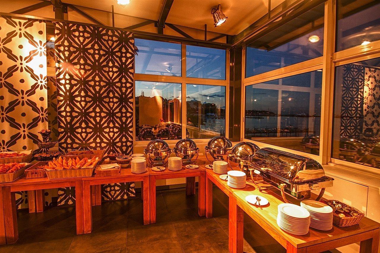 Garden Beach Hotel 주앙레핑 외부 사진