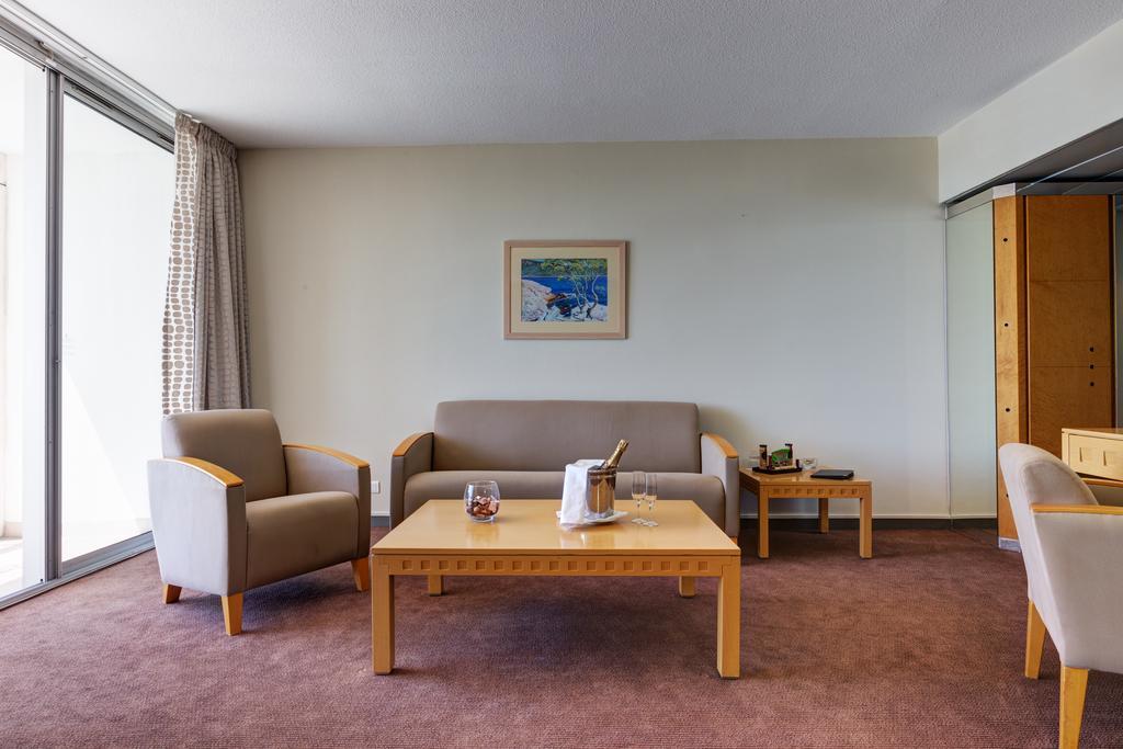Garden Beach Hotel 주앙레핑 외부 사진