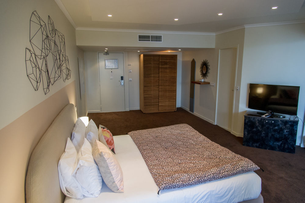 Garden Beach Hotel 주앙레핑 외부 사진