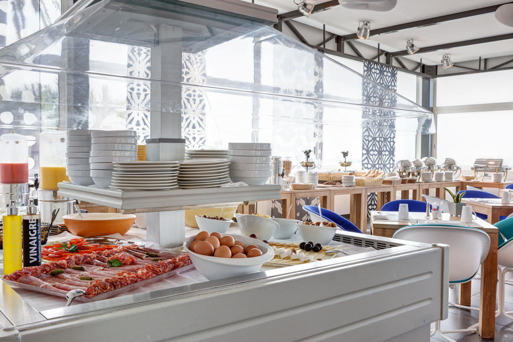 Garden Beach Hotel 주앙레핑 외부 사진